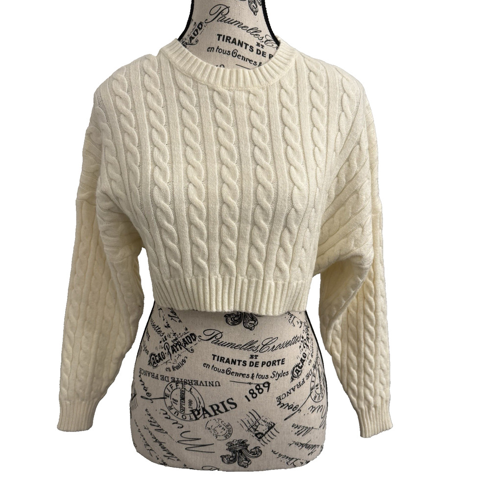 Altar’d State Women’s cropped Sweater XS Ivory Cable kinit Drop Shoulder
